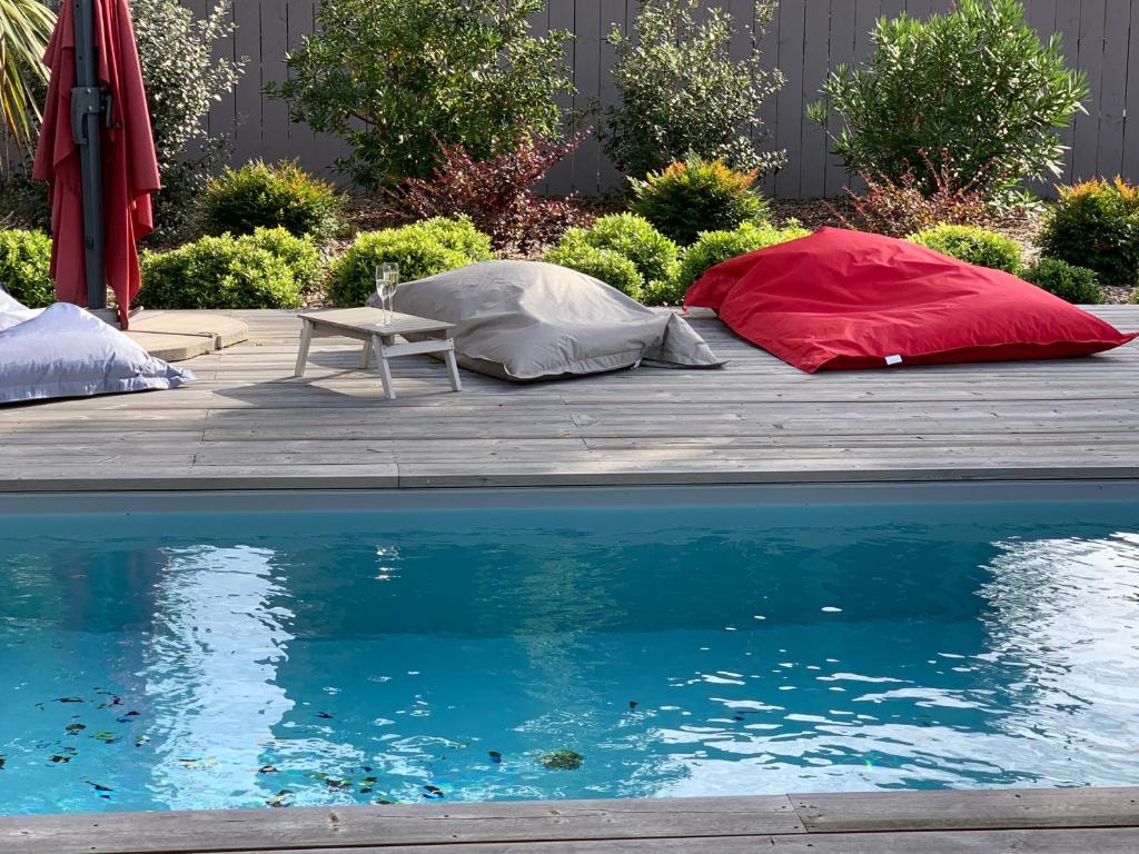 Jc Ferret Lege Cap Ferret Uppfaerd Verd Fyrir Arid 21