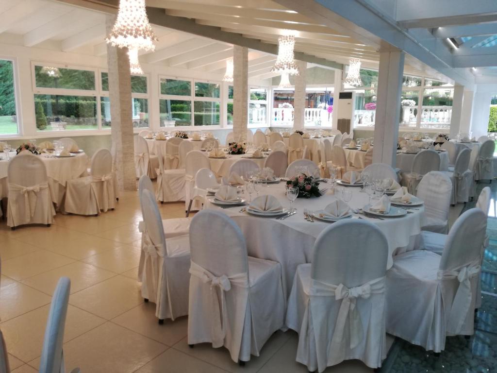 Restaurace v ubytování FILIPPONE HOTEL&RISTORANTE