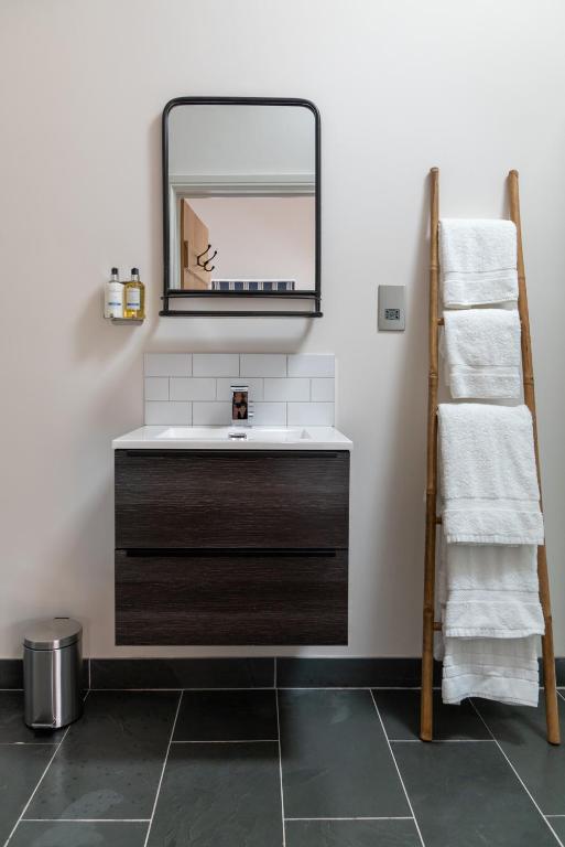 The Chequers at Burcot - Resim 17