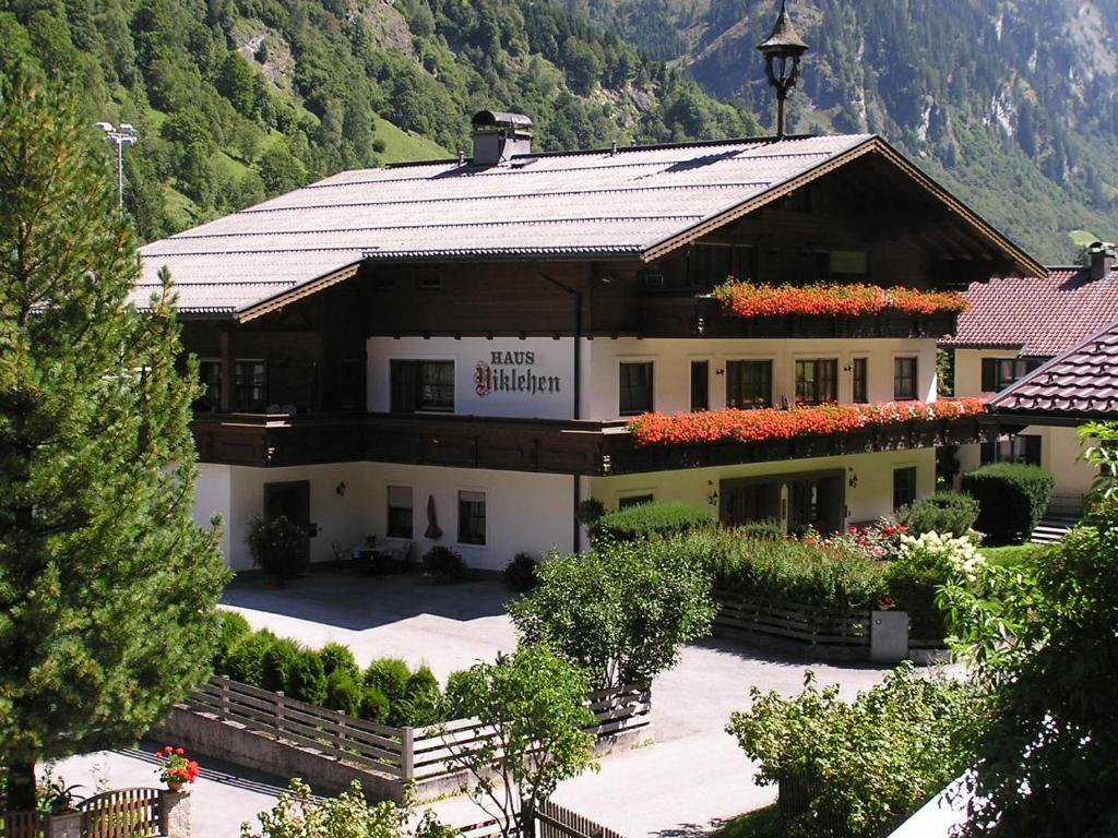 Fotografia z galérie ubytovania Haus Niklehen v destinácii Hüttschlag