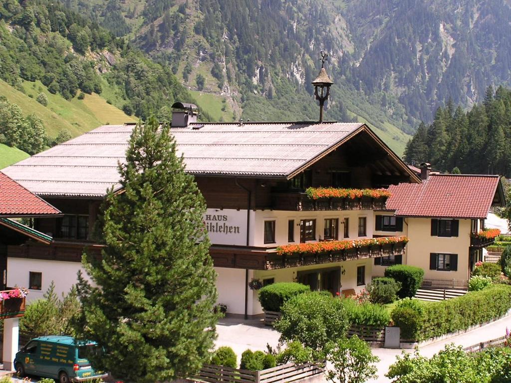 Fotografia z galérie ubytovania Haus Niklehen v destinácii Hüttschlag