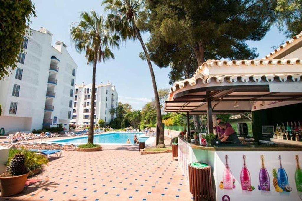 Private Modern Studio in the Hotel Pyr of Puerto Banus ...