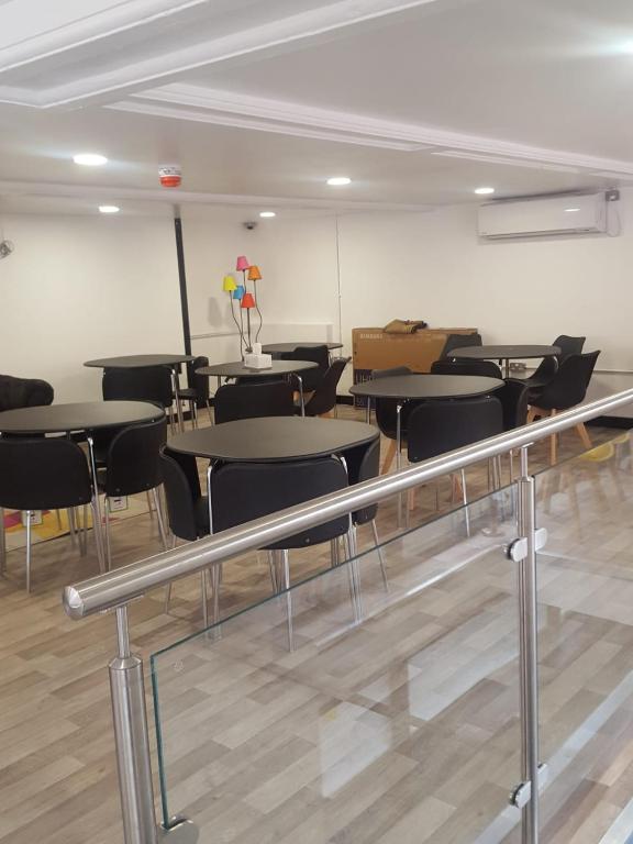 Posezení v ubytování Rahman Hostel