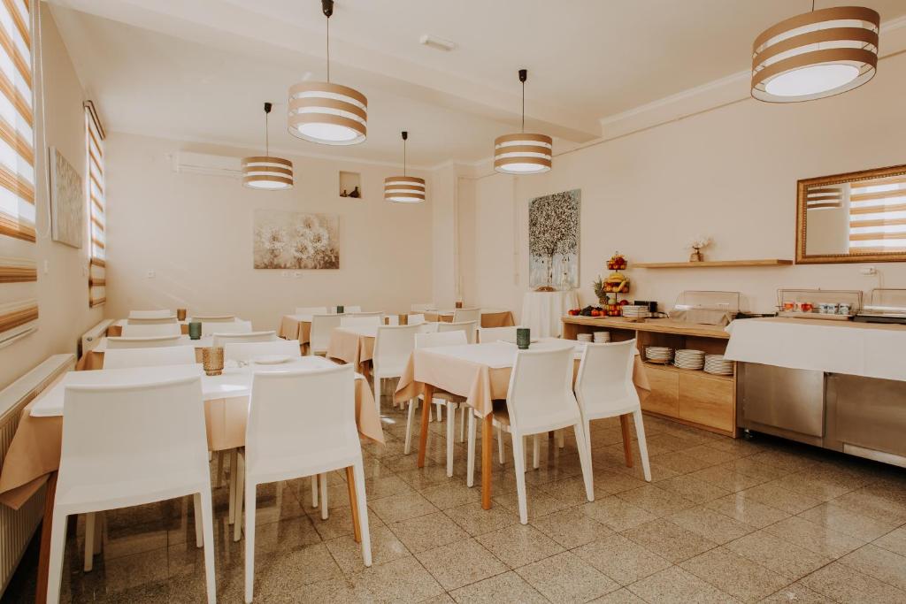 Villa Martini - apartments & rooms - 14