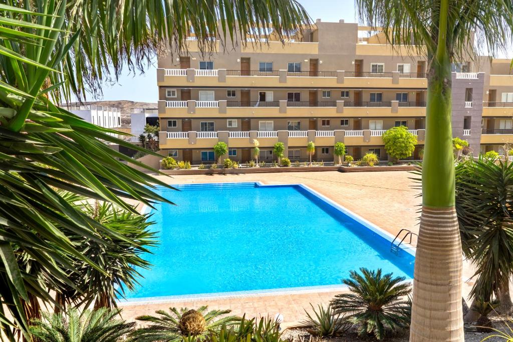 La Perla Beach Apt with Pool, El Médano – Updated 2022 Prices