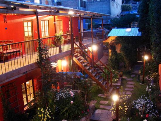 Zahrada ubytování Casa Panqarani