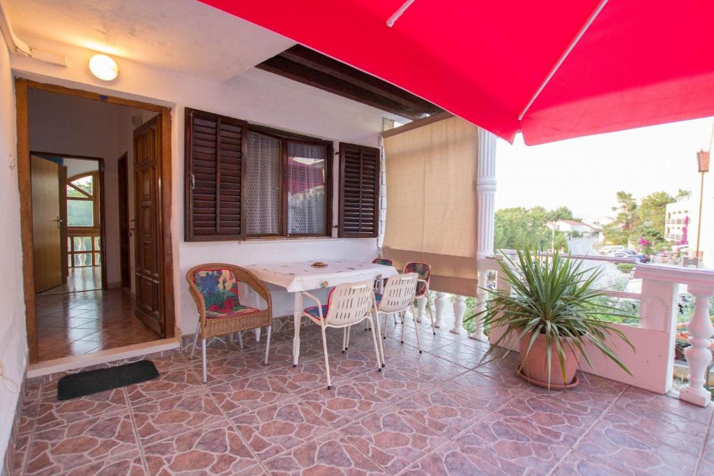 Fotografia z galérie ubytovania Apartments David - 20m from the beach with parking v Trogiri