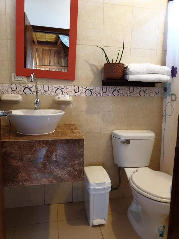 Koupelna v ubytování Cocoa Inn Hostal