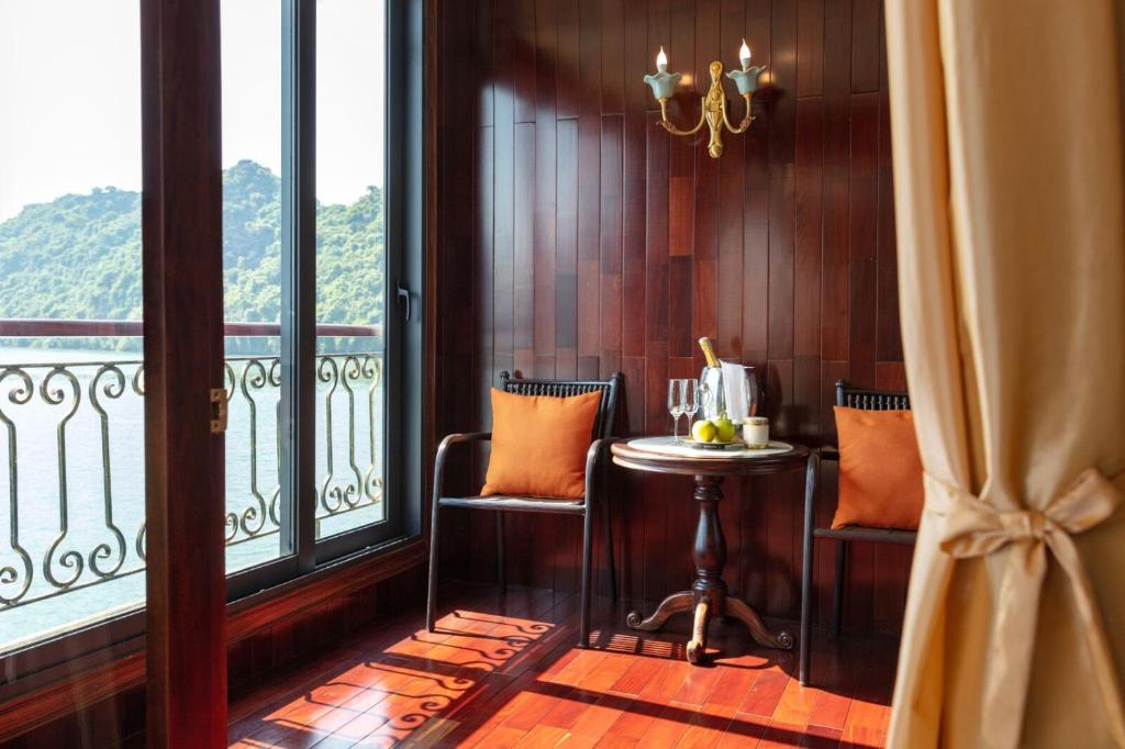 Indochine Cruise Lan Ha Bay Powered by ASTON - 带有海景的套房双人间或双人间 -  2天1晚