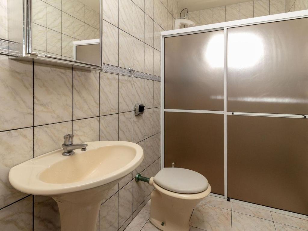  Aluguel Casa 2 Quartos para 10 Pessoas Bombas/SC