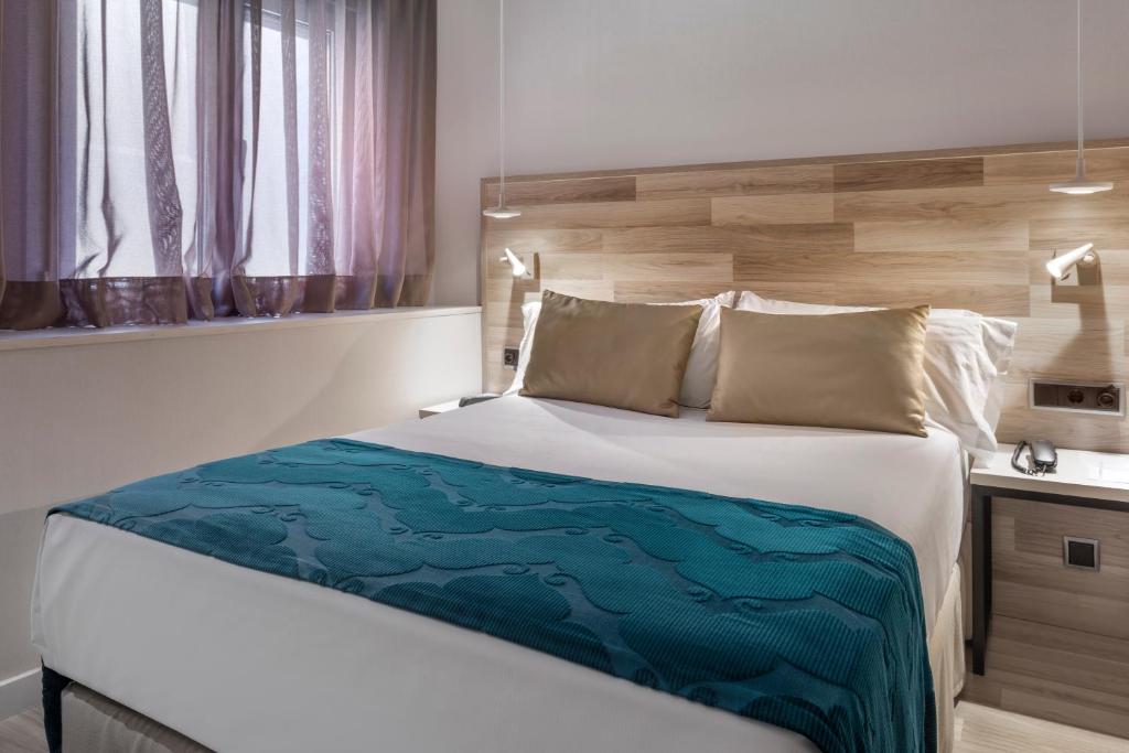 Catalonia Santa Justa - 2