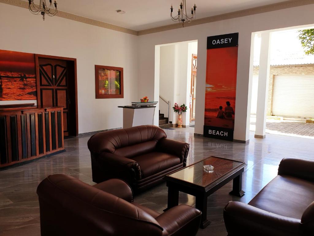 Posezení v ubytování Oasey Ayurveda Hotel
