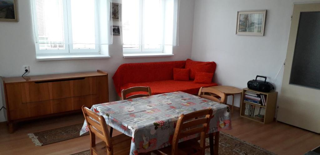 Część wypoczynkowa w obiekcie Apartmán Woodcock
