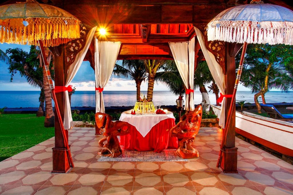 Puri Saron Hotel Baruna Beach Lovina