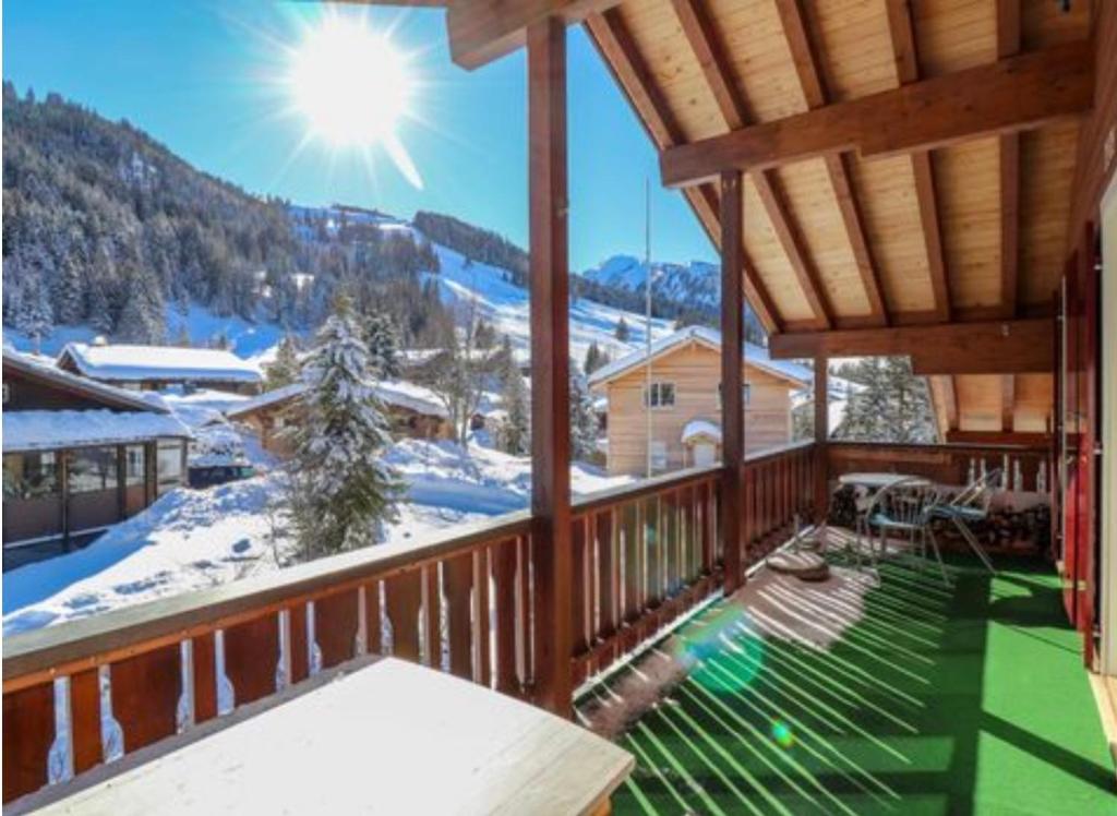 Nespecifikovaný výhled na hory nebo výhled na hory při pohledu z apartmánu