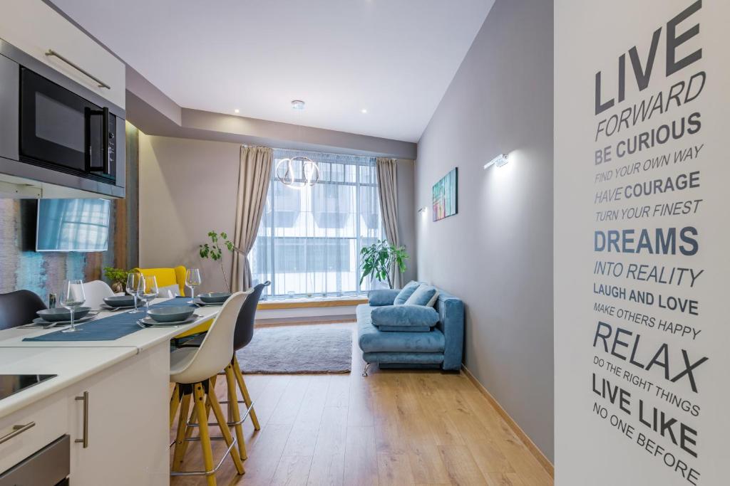 Posedenie v ubytovaní Amber / Navy Design Apartments with A/C