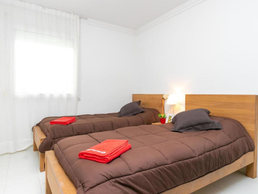Posteľ alebo postele v izbe v ubytovaní Apartment Port Rhodes by Interhome