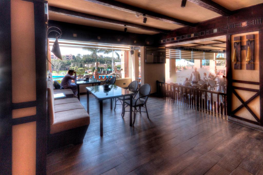 Restaurace v ubytování Africana Hotel & Spa