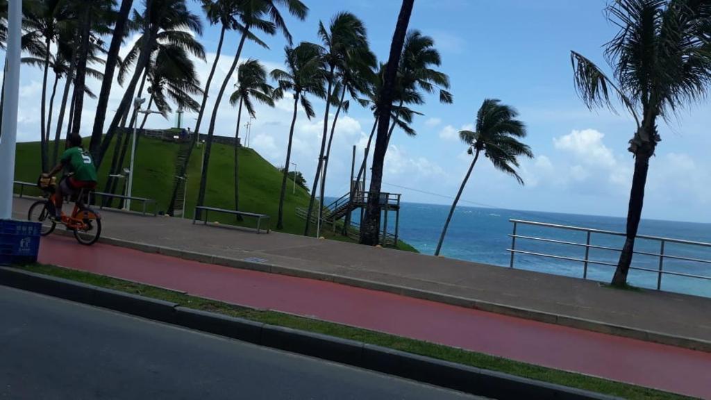  Flat no Farol da Barra