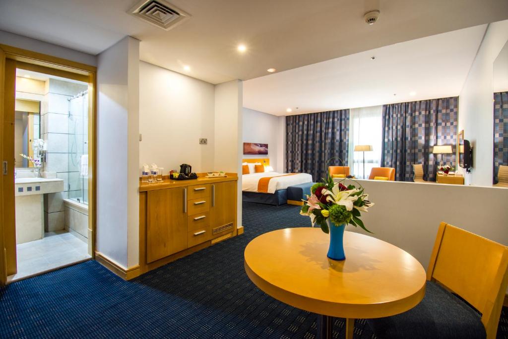 City Seasons Hotel & Suites Muscat - Chambre Deluxe