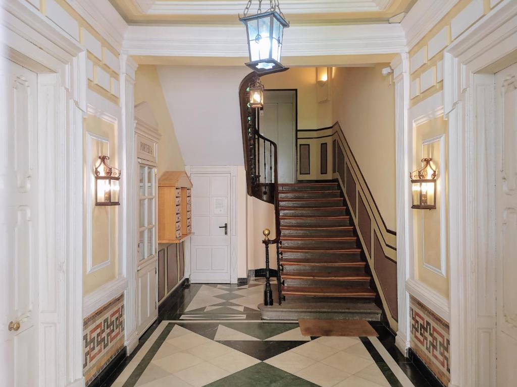 Apartment Art & Dreams Imperial III, Madrid, Spain - Booking.com