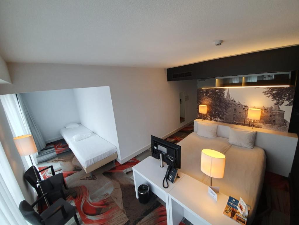 Fletcher Wellness-Hotel Helmond - Family Room