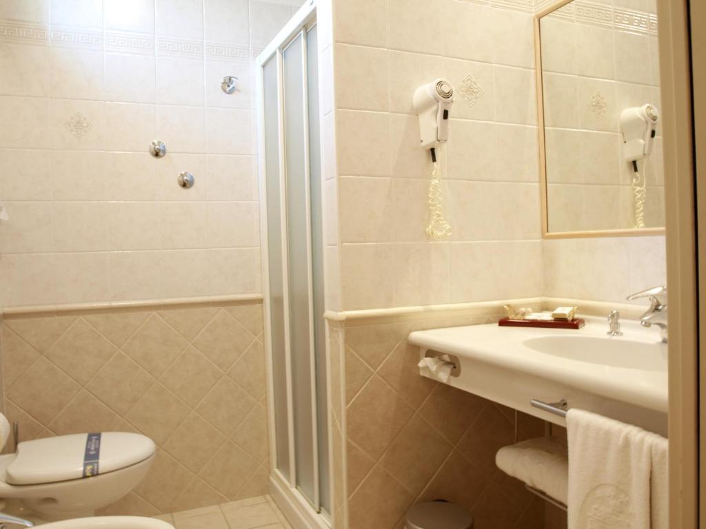Koupelna v ubytování Hotel San Clemente