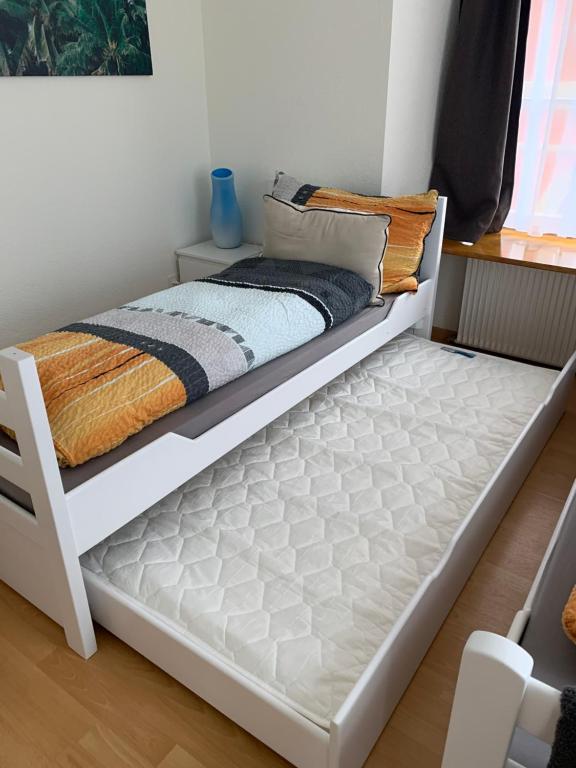 Postel nebo postele na pokoji v ubytování Haus zur Eiche Private 3,5 Zimmerwohnung bis zu 8 Gäste