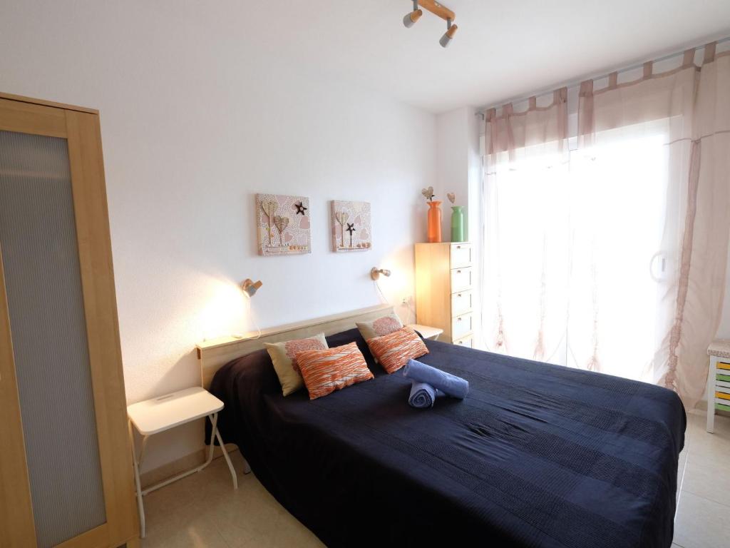 Posteľ alebo postele v izbe v ubytovaní Apartment Residencial Mar by Interhome