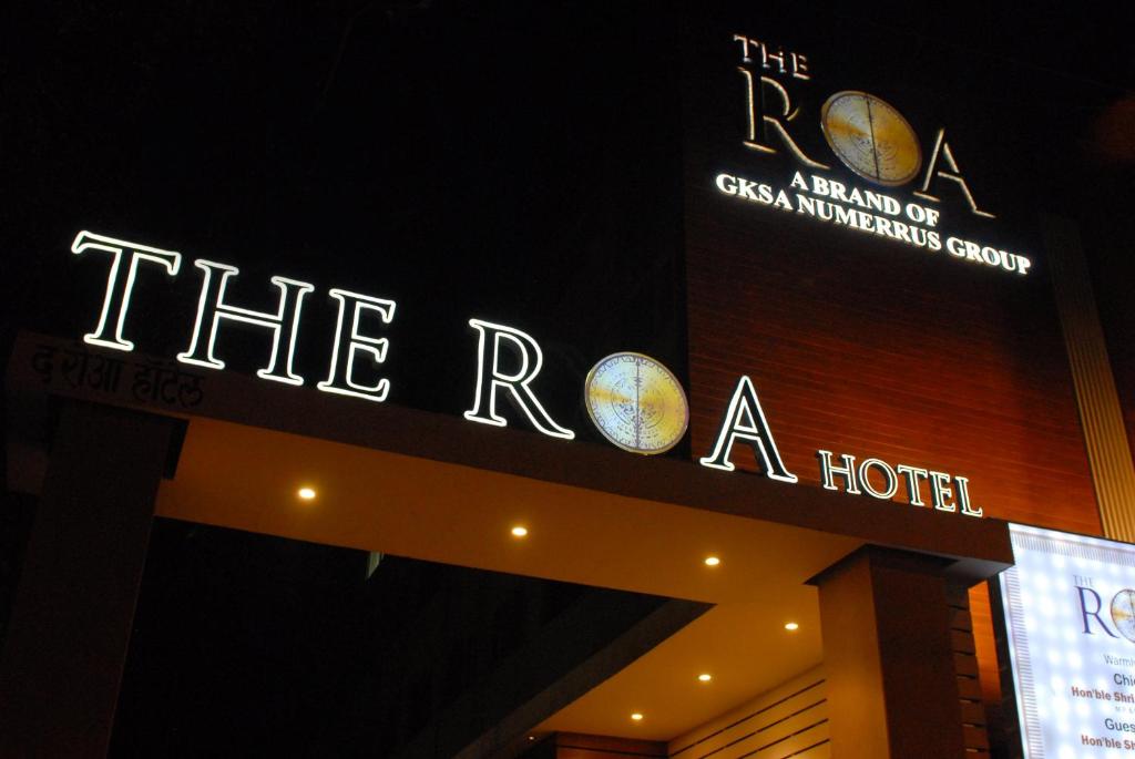 Certifikát, hodnocení, plakát nebo jiný dokument vystavený v ubytování The Roa Hotel