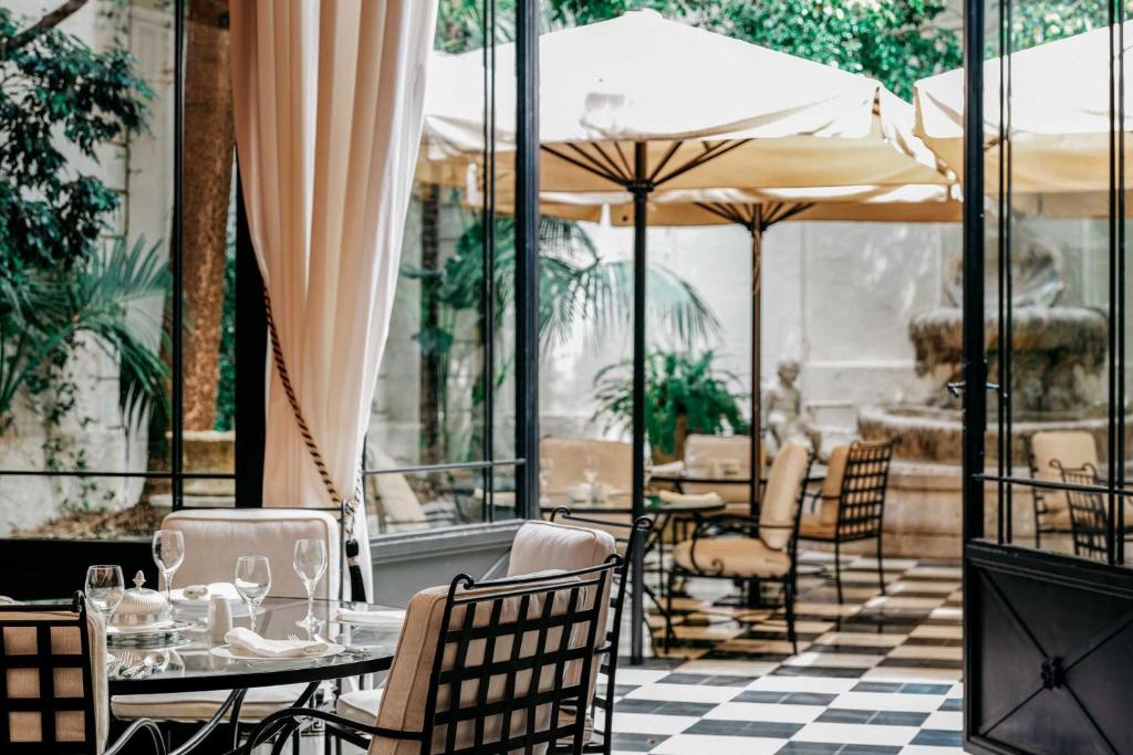 Posezení v ubytování Hotel El Palace Barcelona