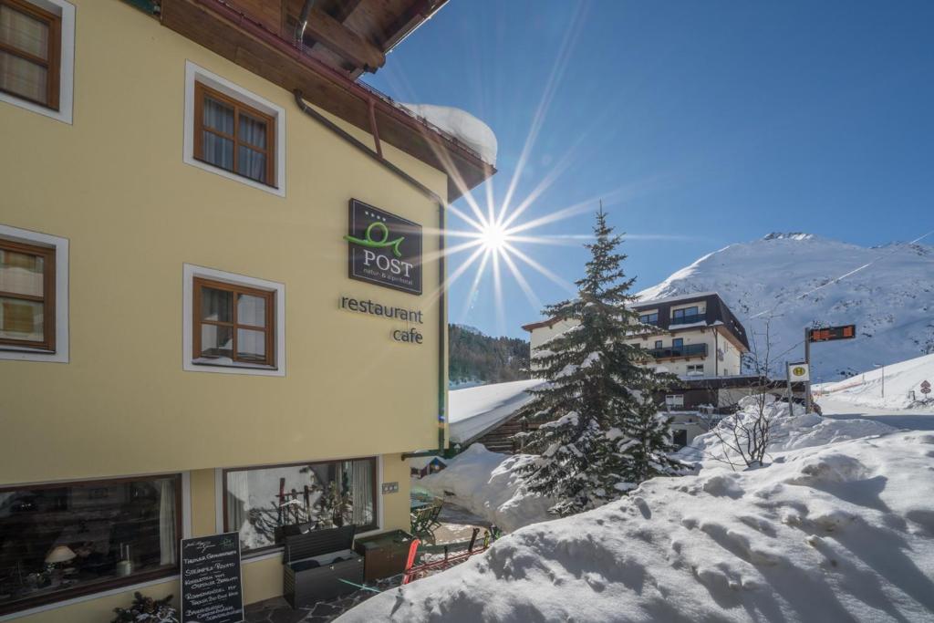 Gallery image of Natur-&Alpinhotel Post in Vent