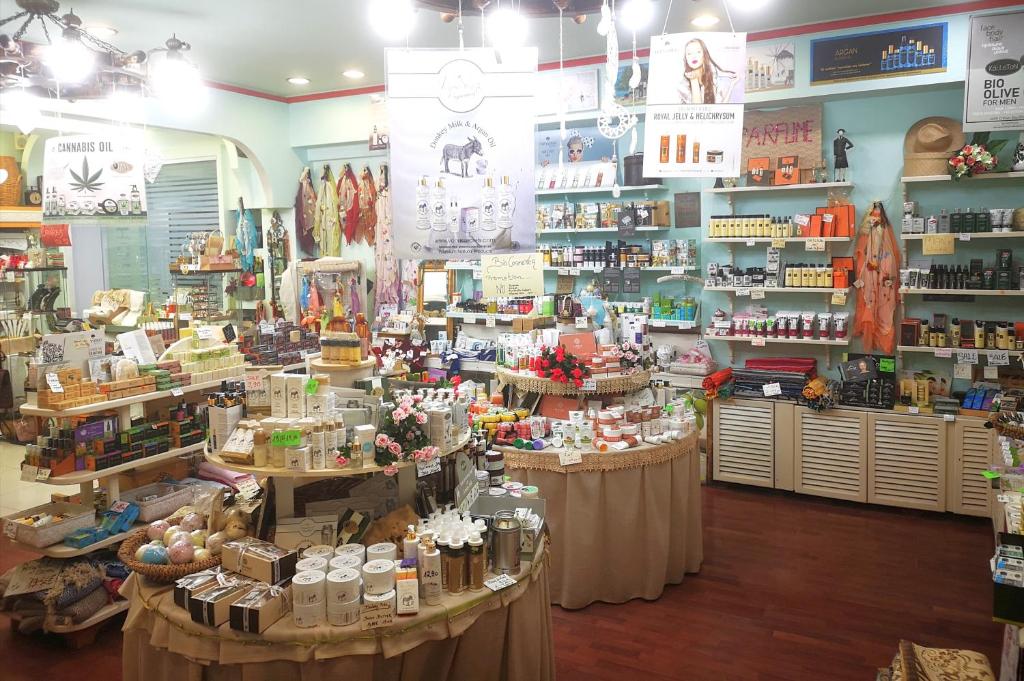 a store filled with lots of items on display at Thalia deco City & Beach Hotel in Hersonissos