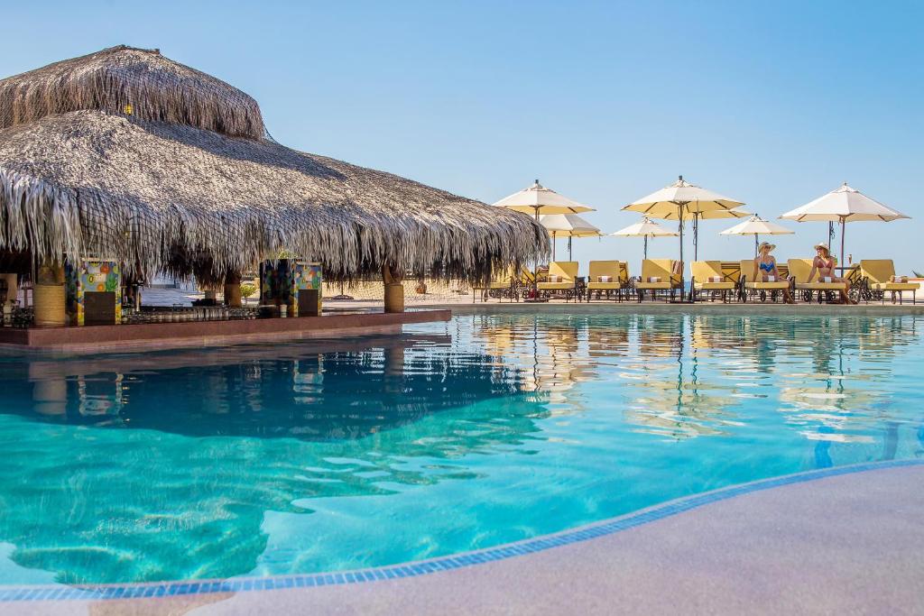 Бассейн в Solmar Resort или поблизости