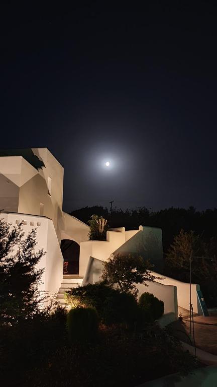 Fotografie z fotogalerie ubytování Sarakiniko Rooms v destinaci Adamas