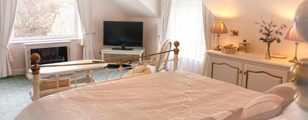 TV a/nebo společenská místnost v ubytování Bessiestown Country Guesthouse