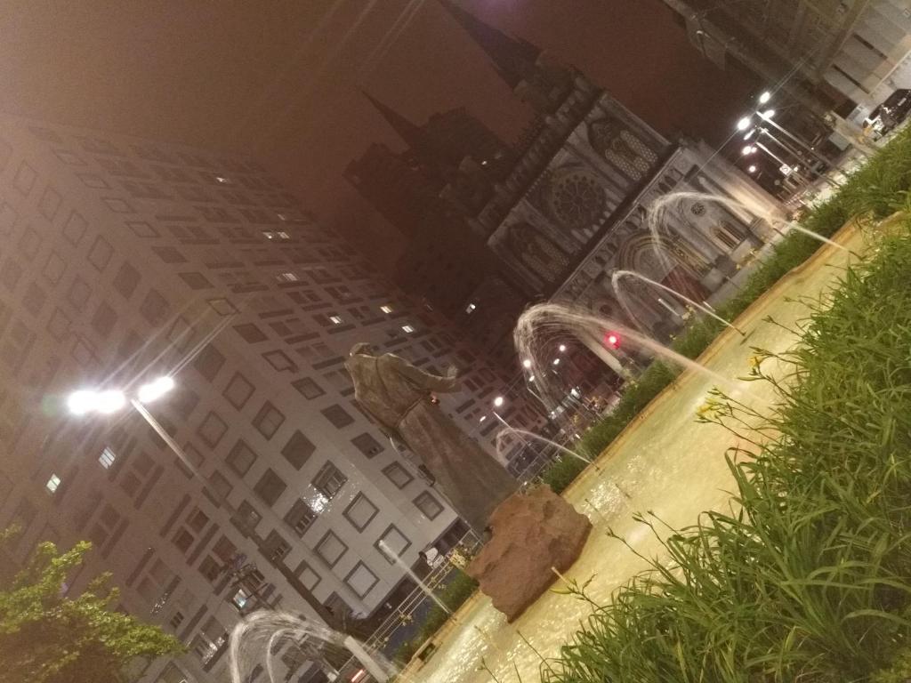  Apto Frente a Praia em Santos