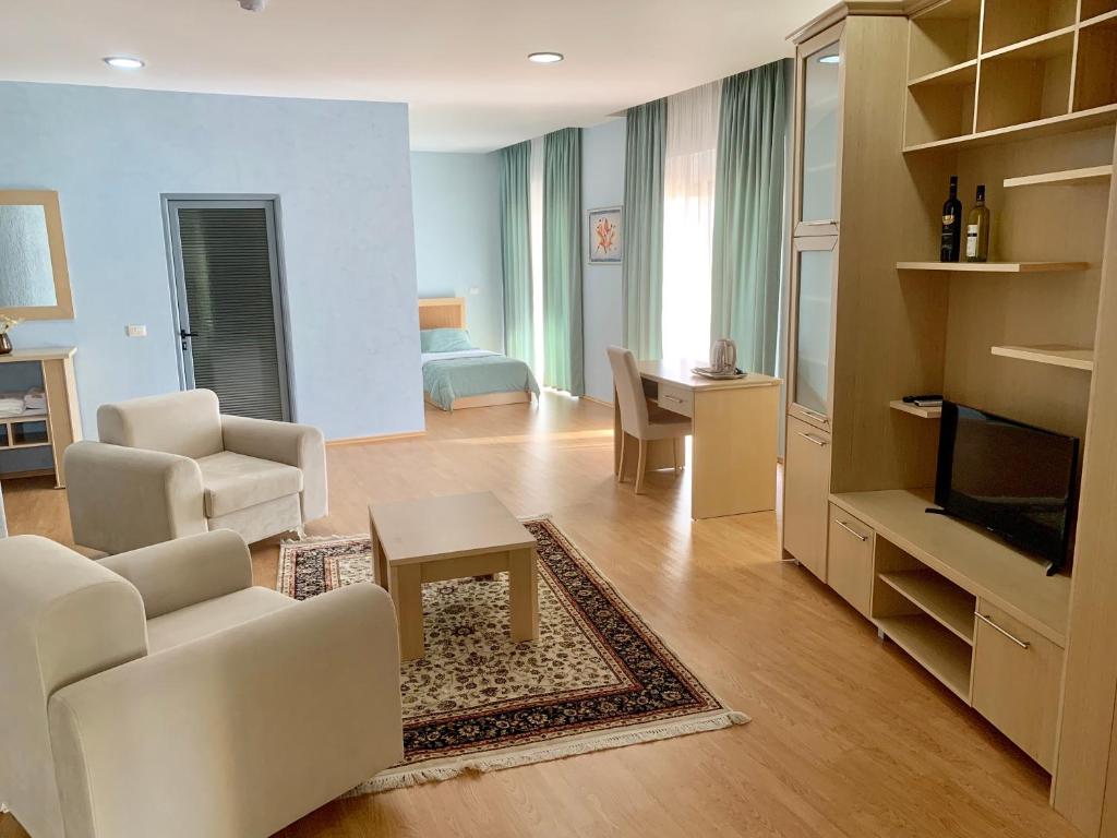 TV a/nebo společenská místnost v ubytování Kriva Resort
