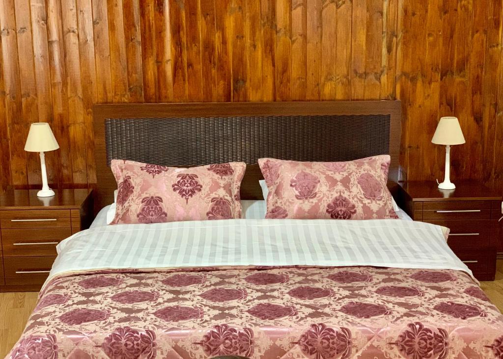 Postel nebo postele na pokoji v ubytování Kriva Resort