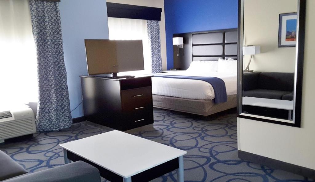 Holiday Inn Express Hotel & Suites Lawrenceville by IHG - Suite King Con Bañera De Hidromasaje