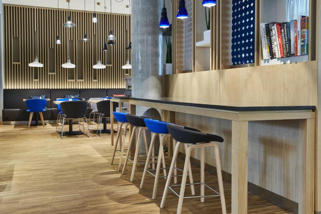 Holiday Inn Express - Berlin - Alexanderplatz by IHG - Resim 9