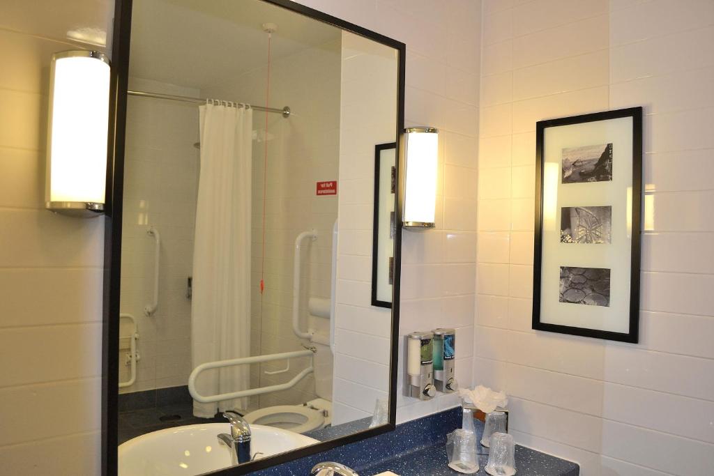 Holiday Inn Express Birmingham Star City by IHG - Resim 45