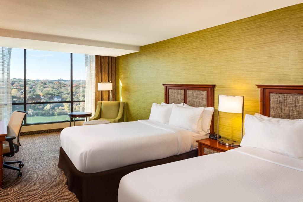 Holiday Inn Austin -Town Lake, an IHG Hotel - 