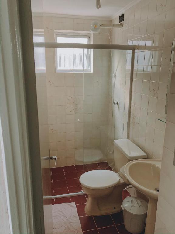  Apartamento em Ubatuba 50m do mar Praia Grande