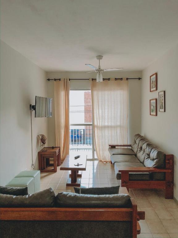  Apartamento em Ubatuba 50m do mar Praia Grande