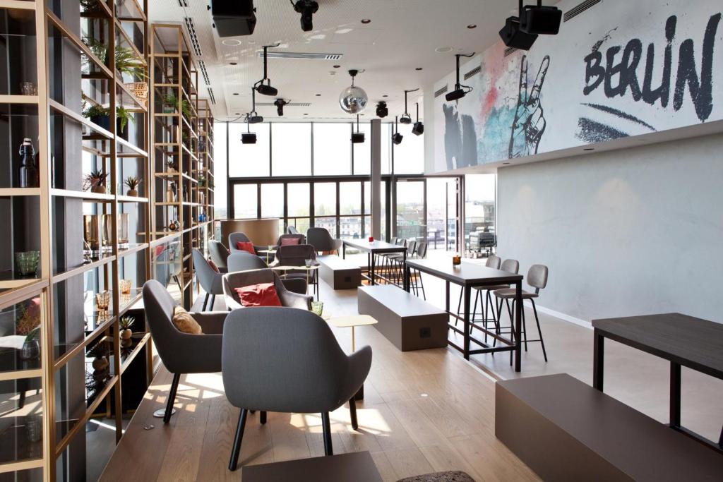 Hotel Indigo Berlin - East Side Gallery