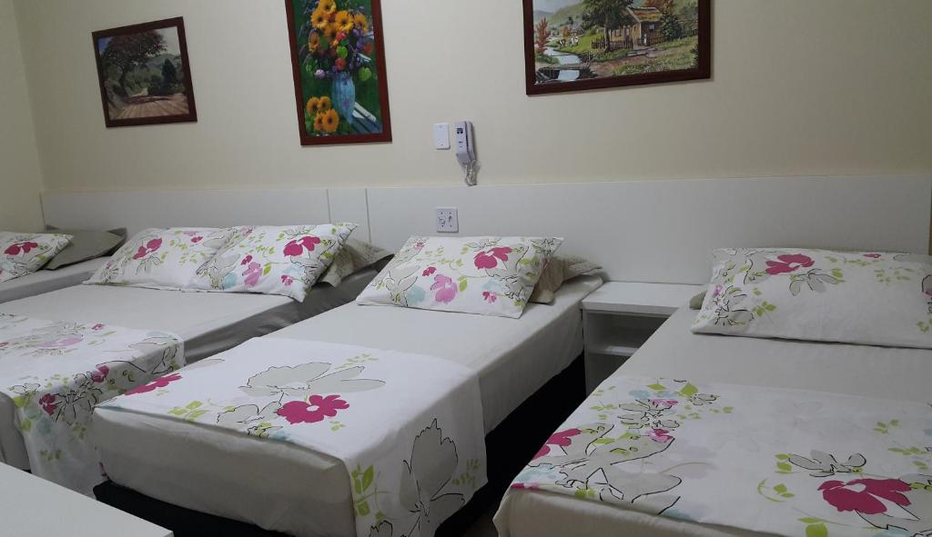  La Madre Hotel