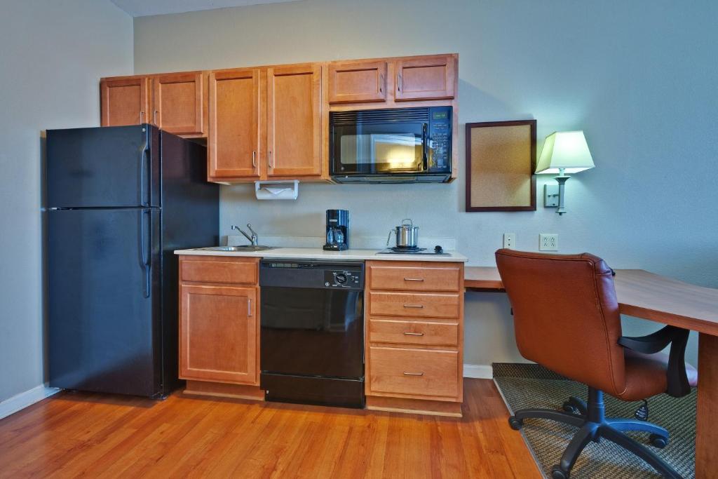 Candlewood Suites Clarksville by IHG - King Studio Suite