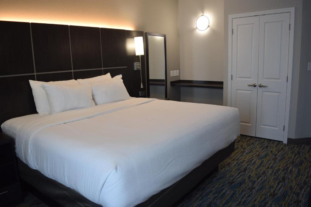 Candlewood Suites - Nashville Metro Center, an IHG Hotel - 