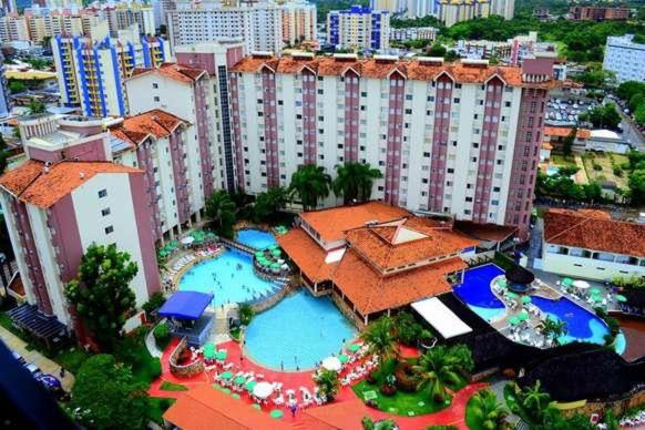 an aerial view of a resort with a swimming pool at HOT SPRINGS HOTEL Caldas Novas-FLAT VIP in Caldas Novas